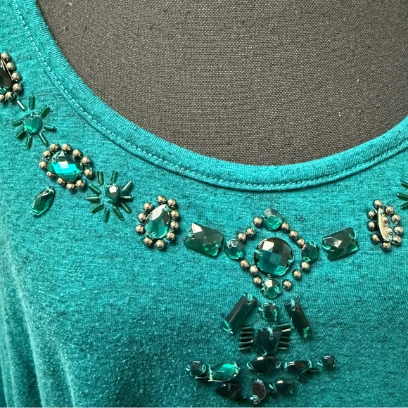 New Direction Woman 1X Teal Embellished Jewel Neckline Long Sleeve Holiday Top - Picture 2 of 8
